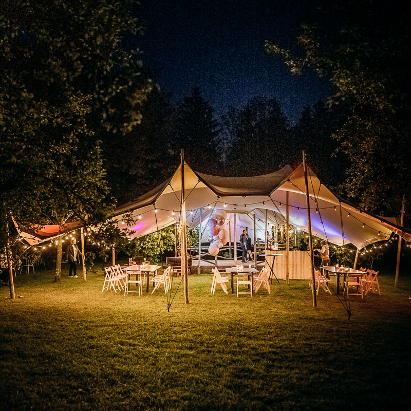 Stretchzelt - 8x12 m (96 qm) - sand/white